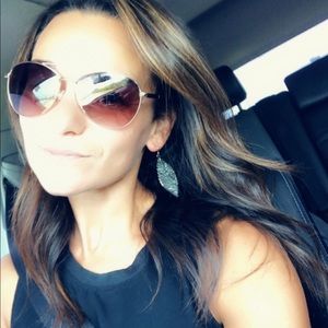 Meet your Posher, Tiffany